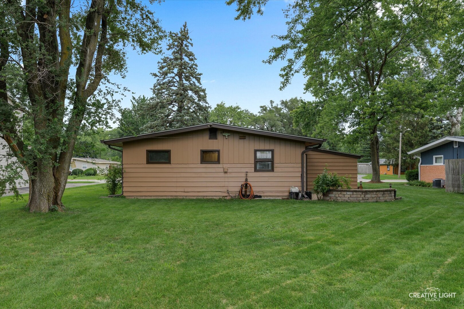 326 John Street, North Aurora, IL 60542