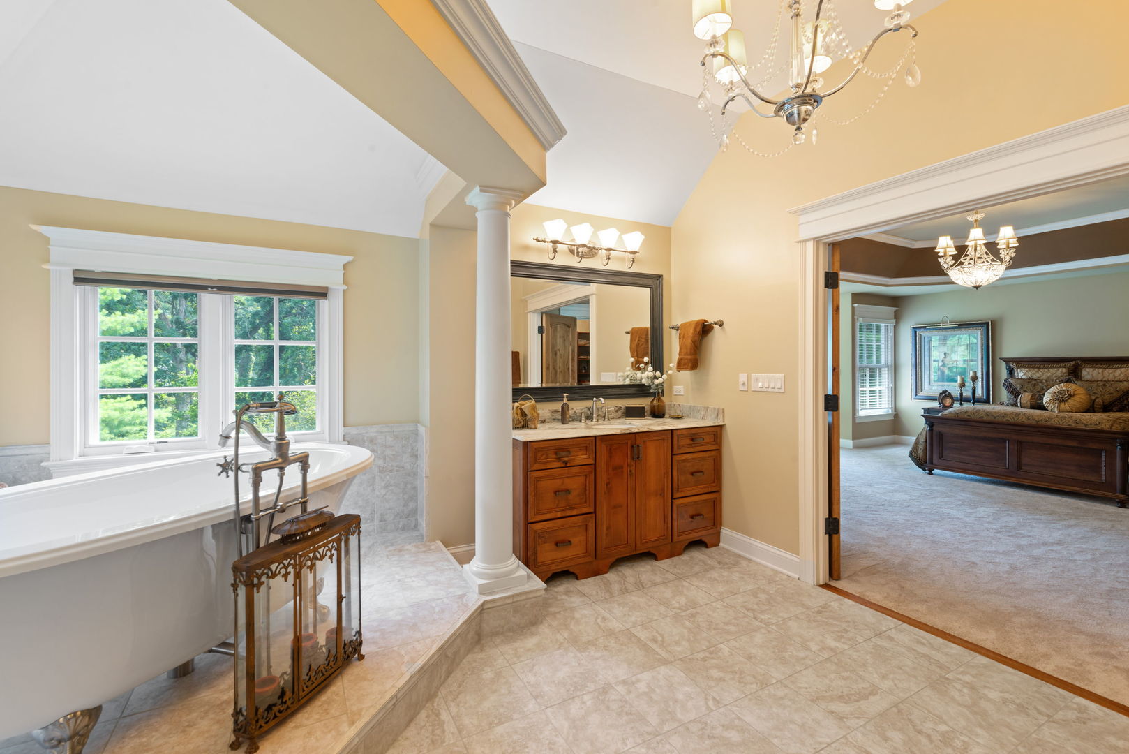203 Wrenwood Circle, Elgin, IL 60124