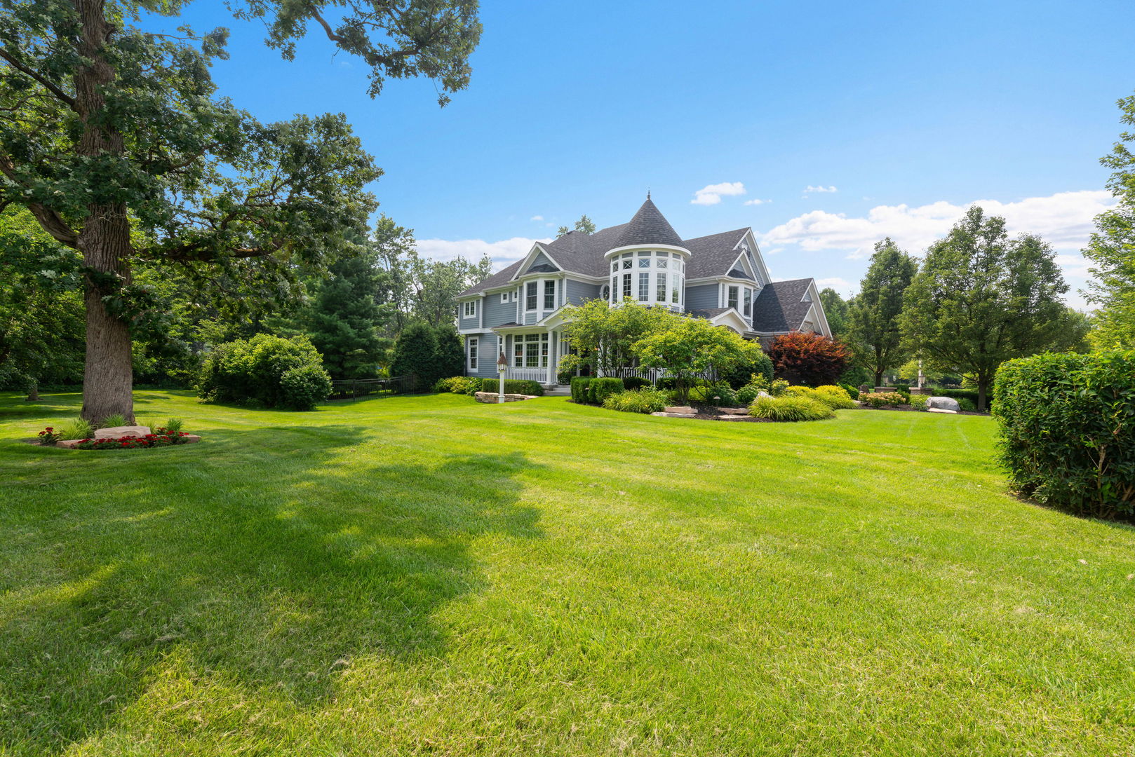 203 Wrenwood Circle, Elgin, IL 60124