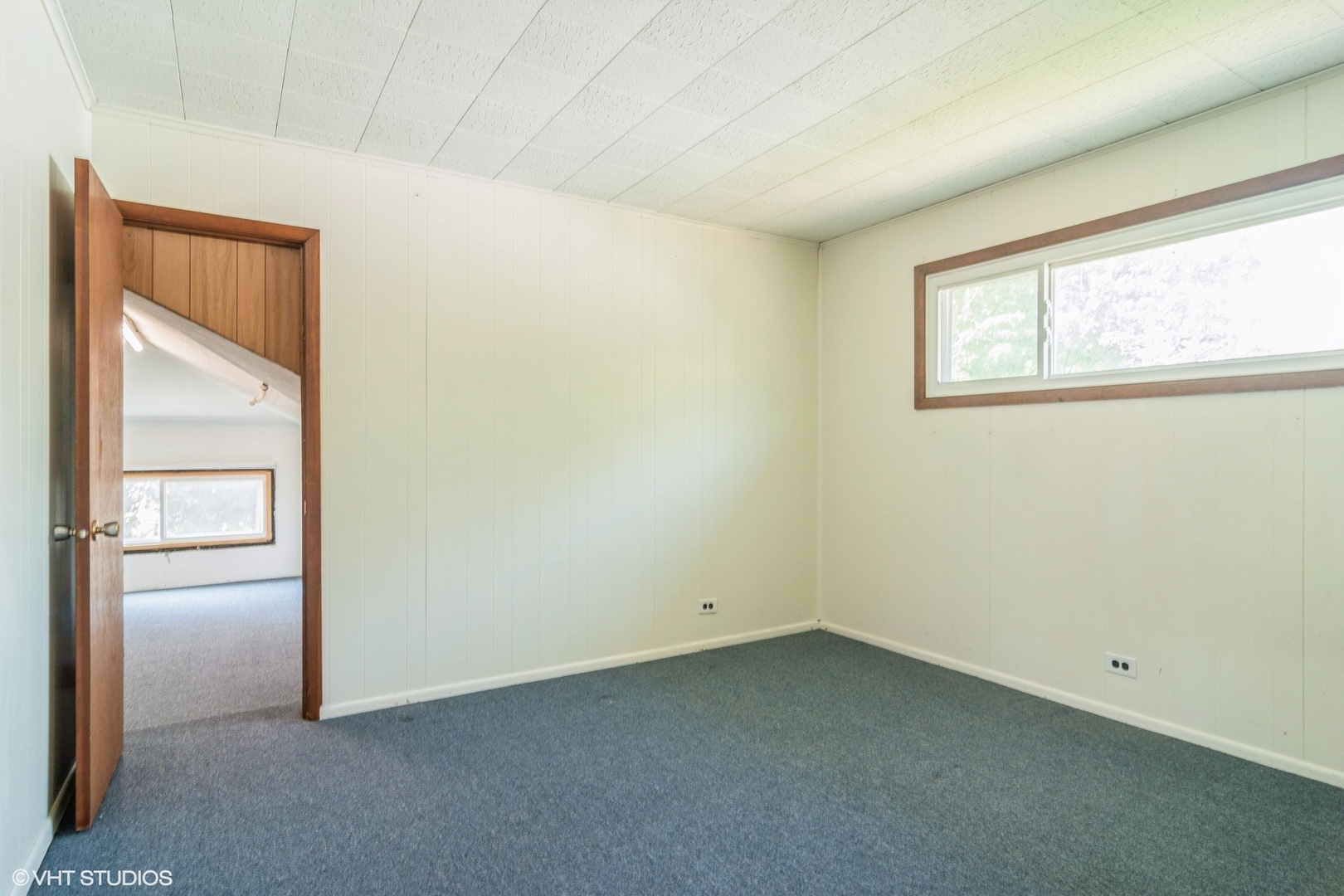 1486 Van Buren Avenue, Des Plaines, IL 60018