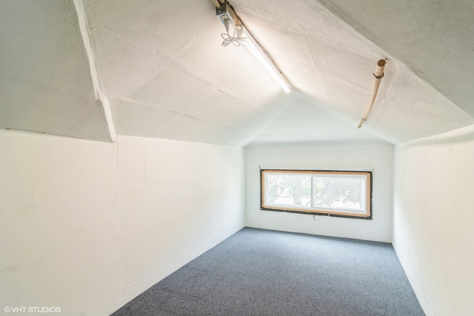 1486 Van Buren Avenue, Des Plaines, IL 60018