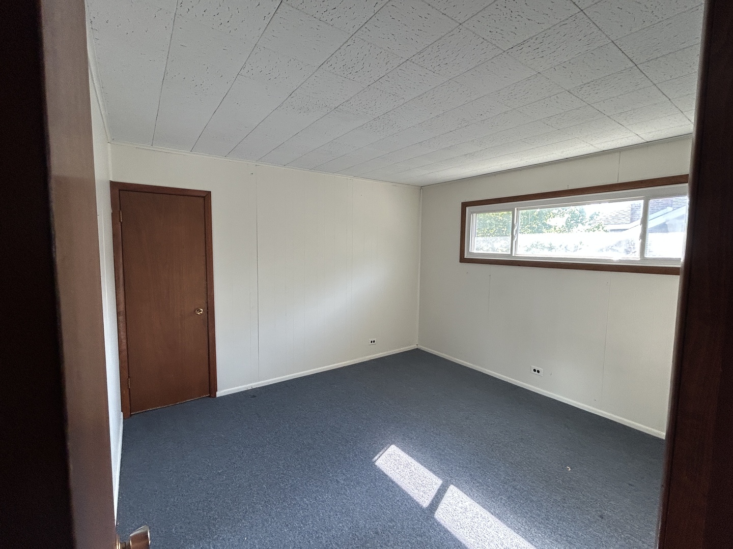 1486 Van Buren Avenue, Des Plaines, IL 60018