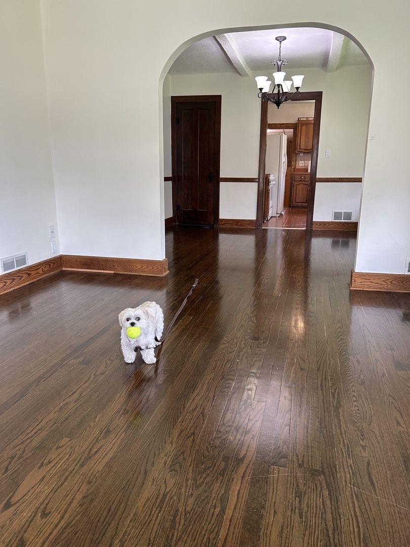 1486 Van Buren Avenue, Des Plaines, IL 60018
