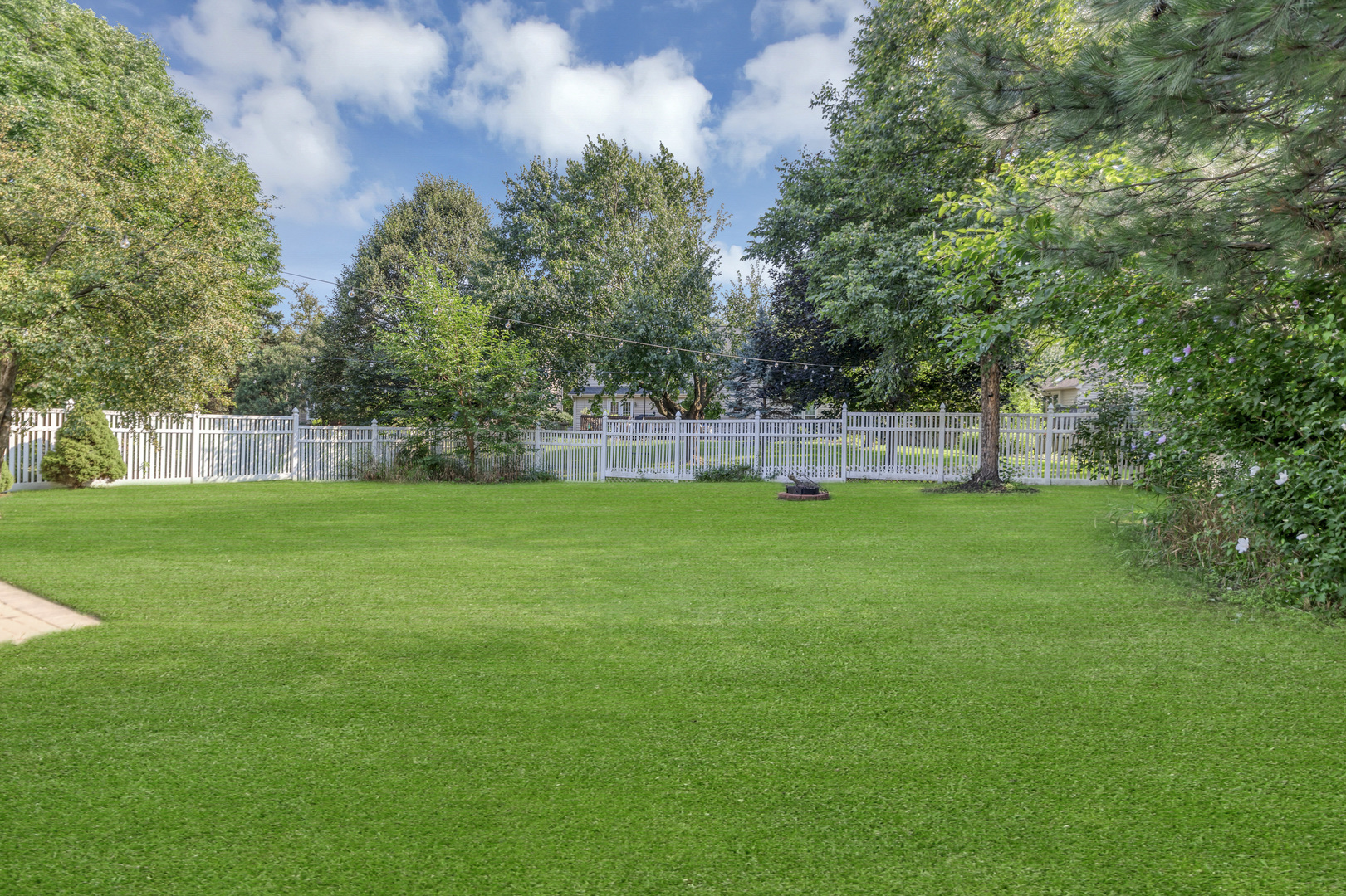 2633 Haddassah Drive, Naperville, IL 60565