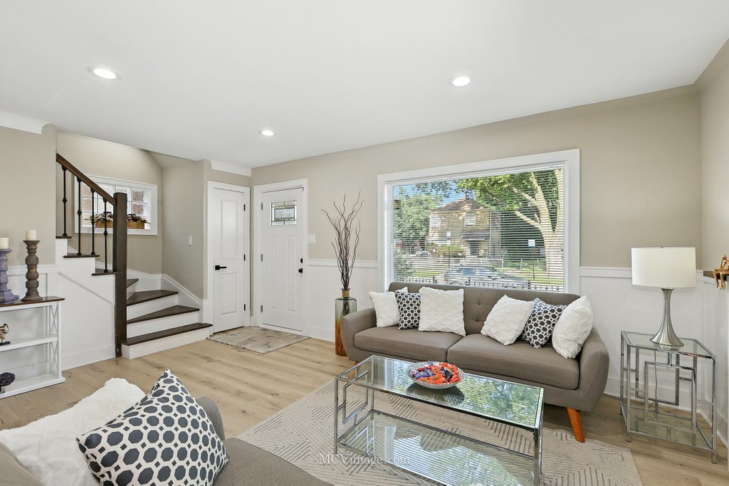 7704 S Wood Street, Chicago, IL 60620