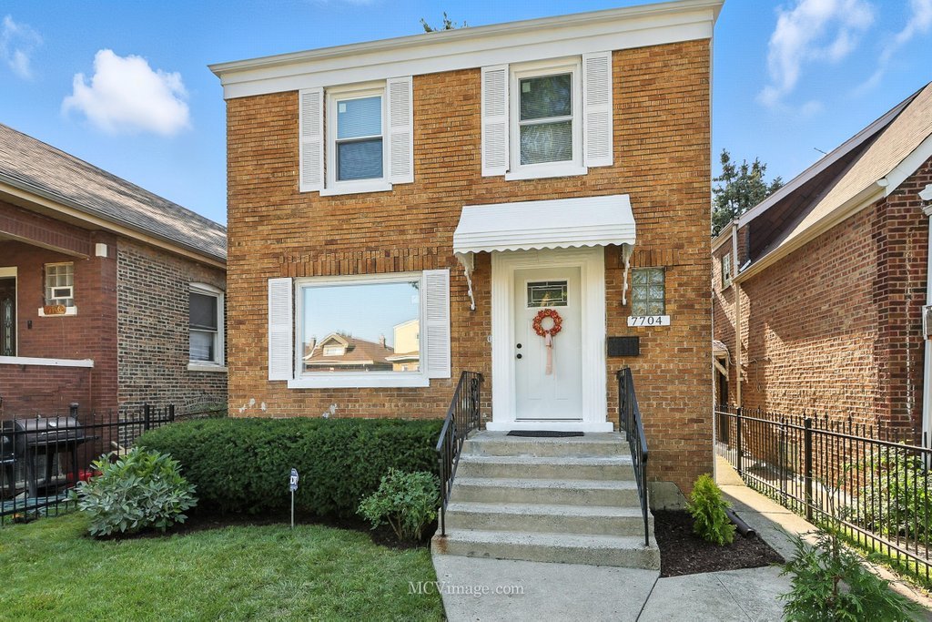 7704 S Wood Street, Chicago, IL 60620