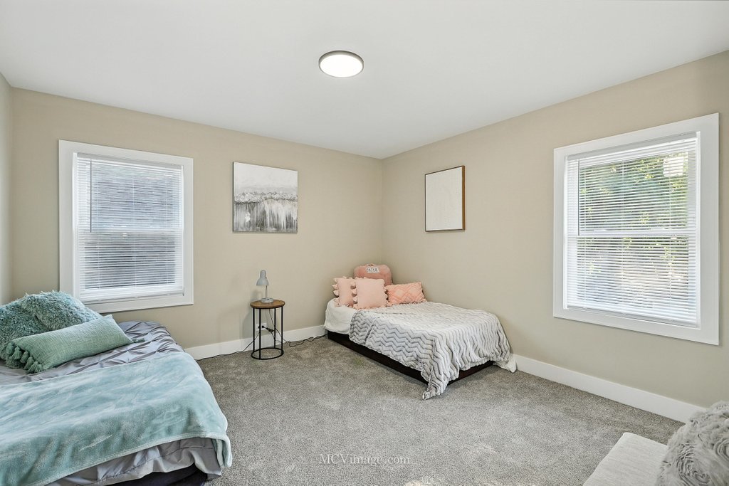 7704 S Wood Street, Chicago, IL 60620