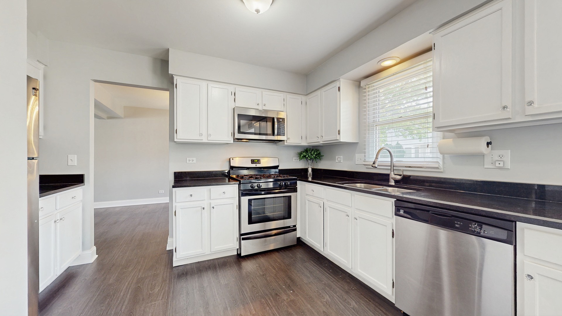 109 Picardy Lane, Wheeling, IL 60090