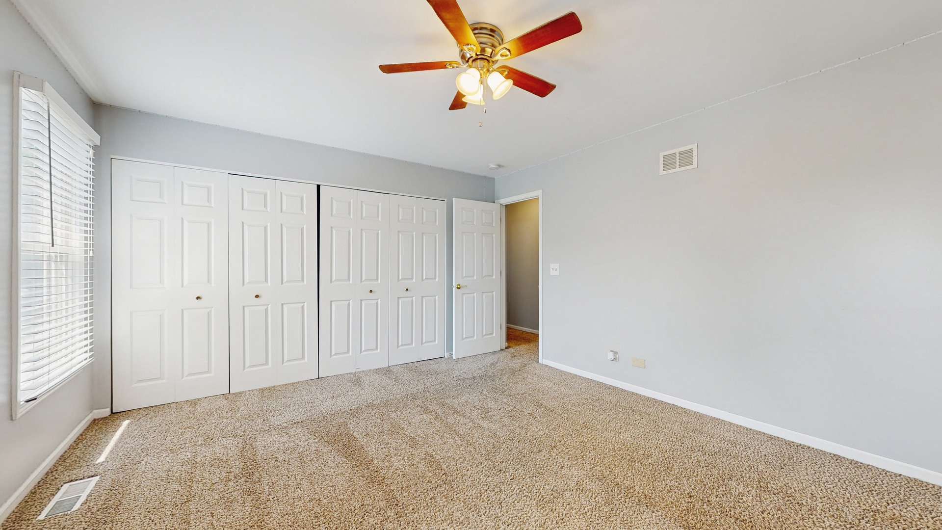 109 Picardy Lane, Wheeling, IL 60090