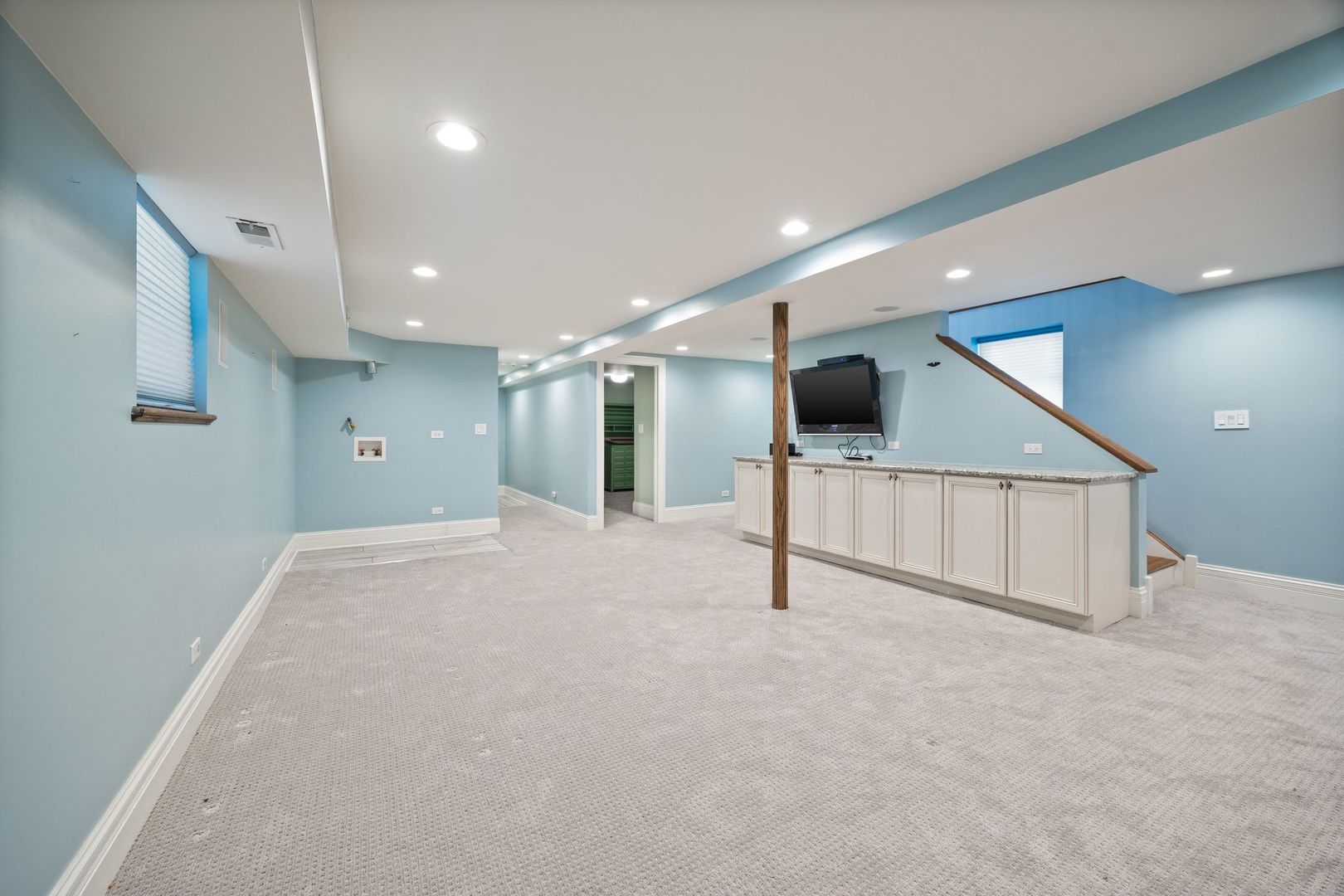 3613 N Sacramento Avenue, Chicago, IL 60618