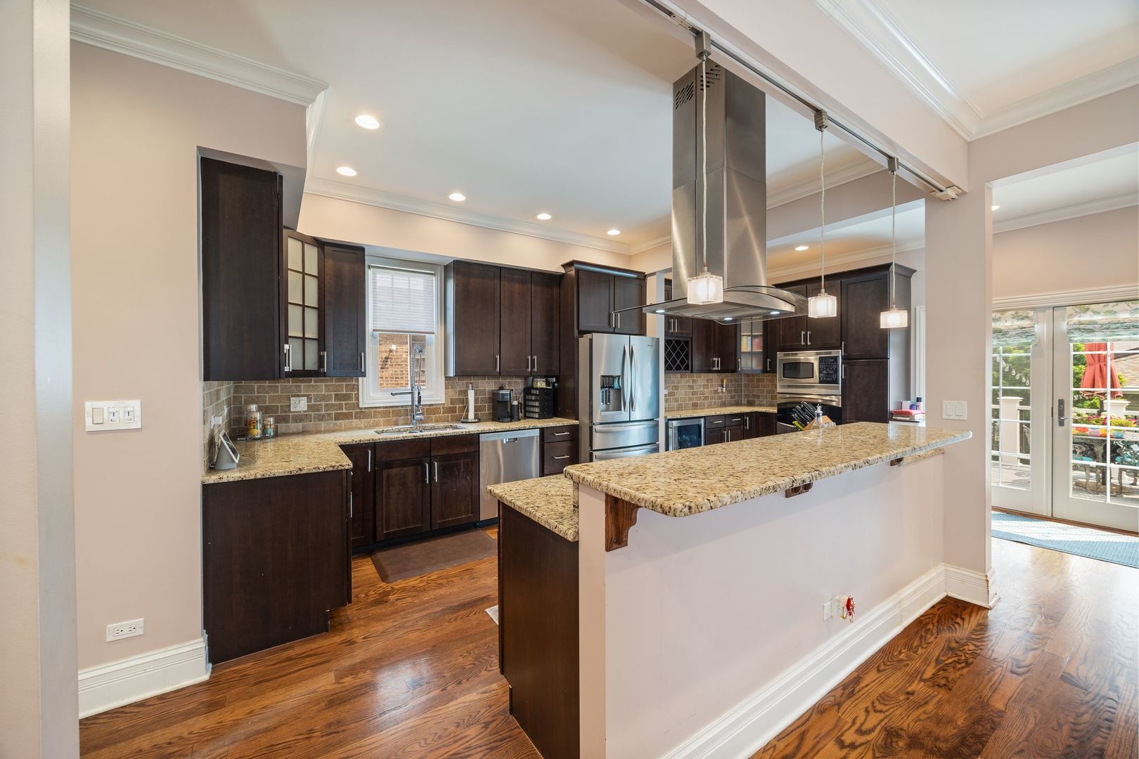 3613 N Sacramento Avenue, Chicago, IL 60618