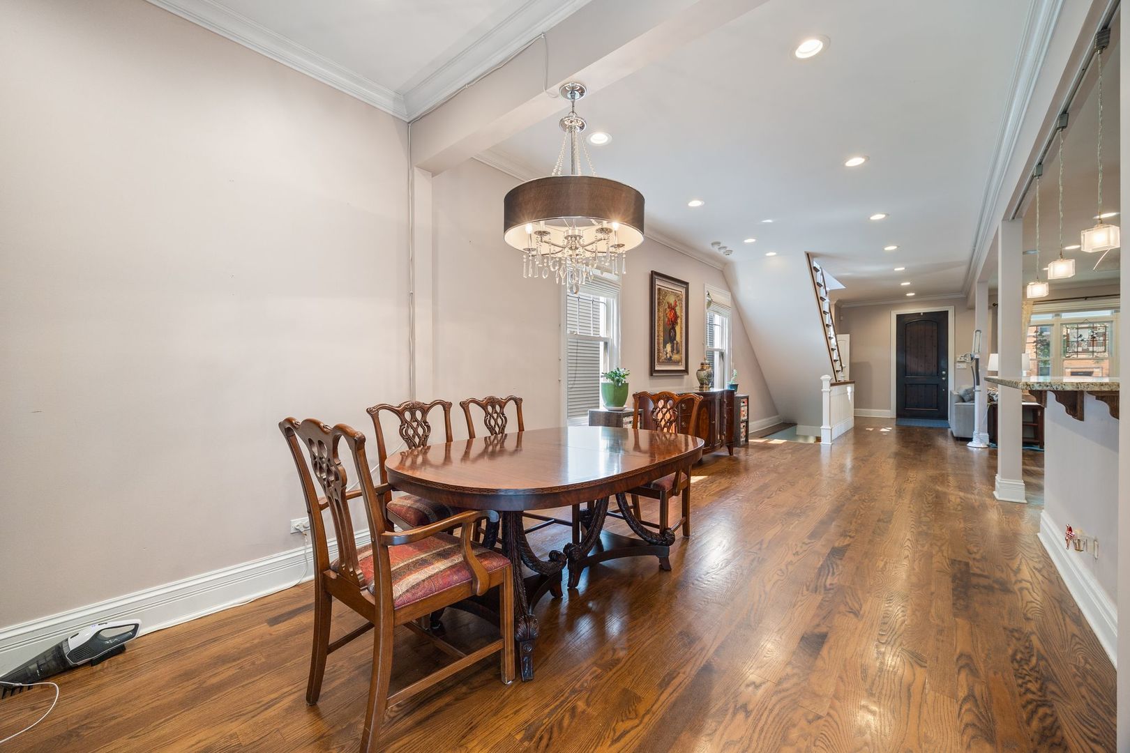 3613 N Sacramento Avenue, Chicago, IL 60618