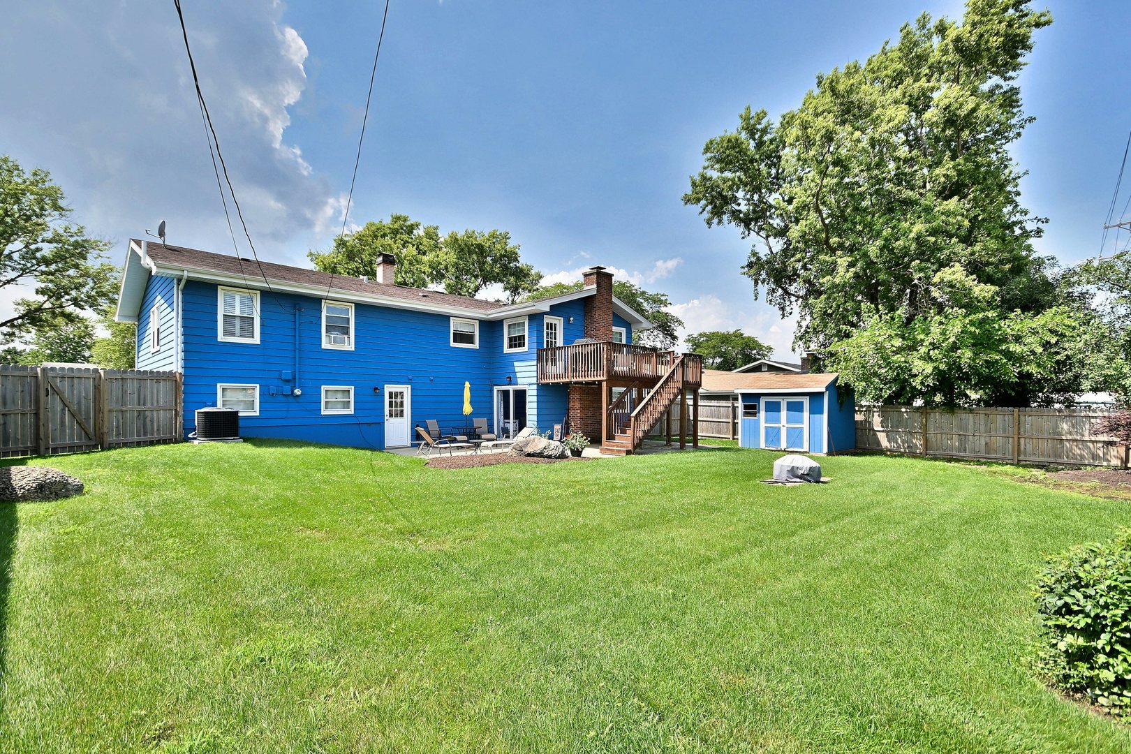2S101 Avondale Lane, Lombard, IL 60148