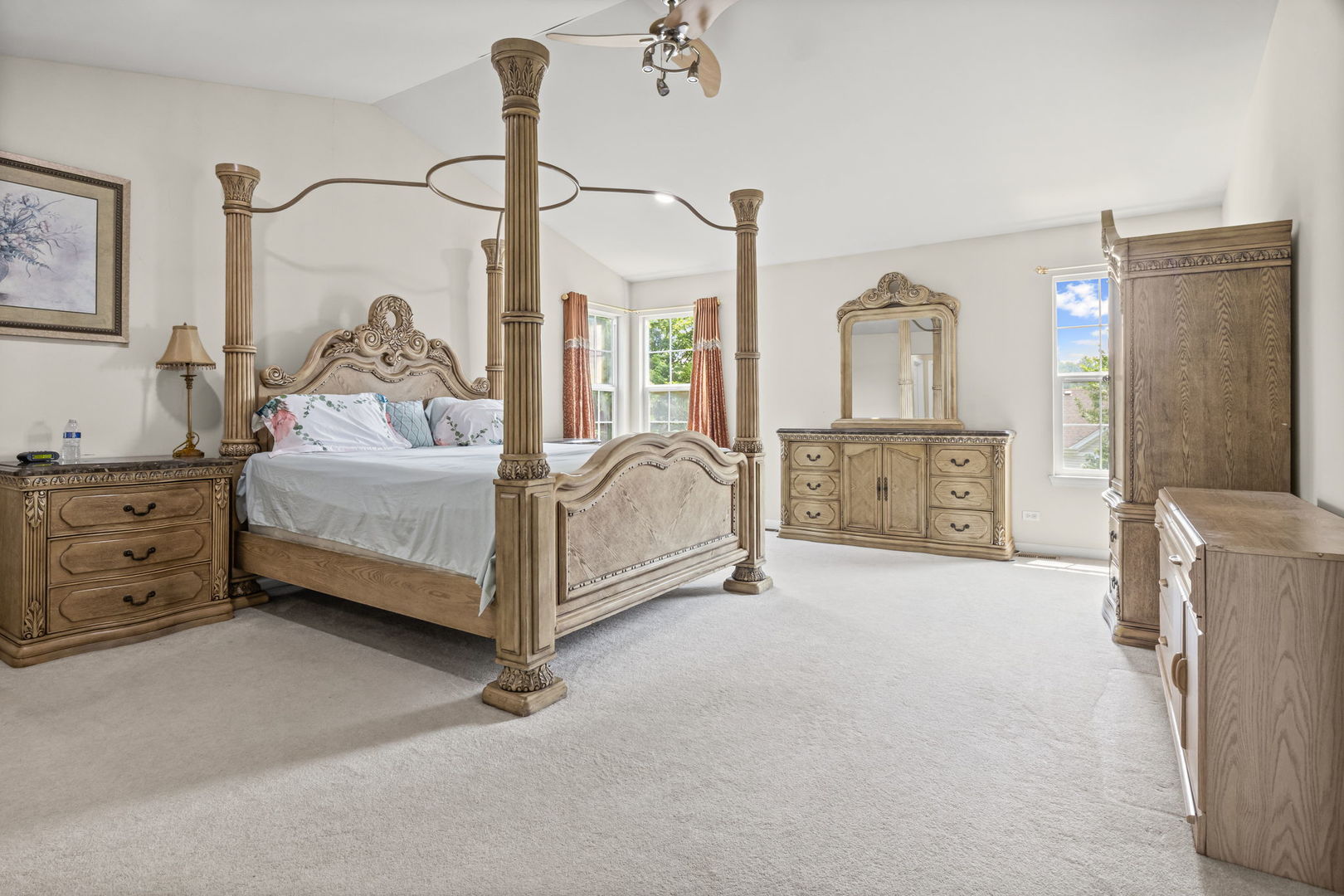 356 Post Oak Circle, West Chicago, IL 60185