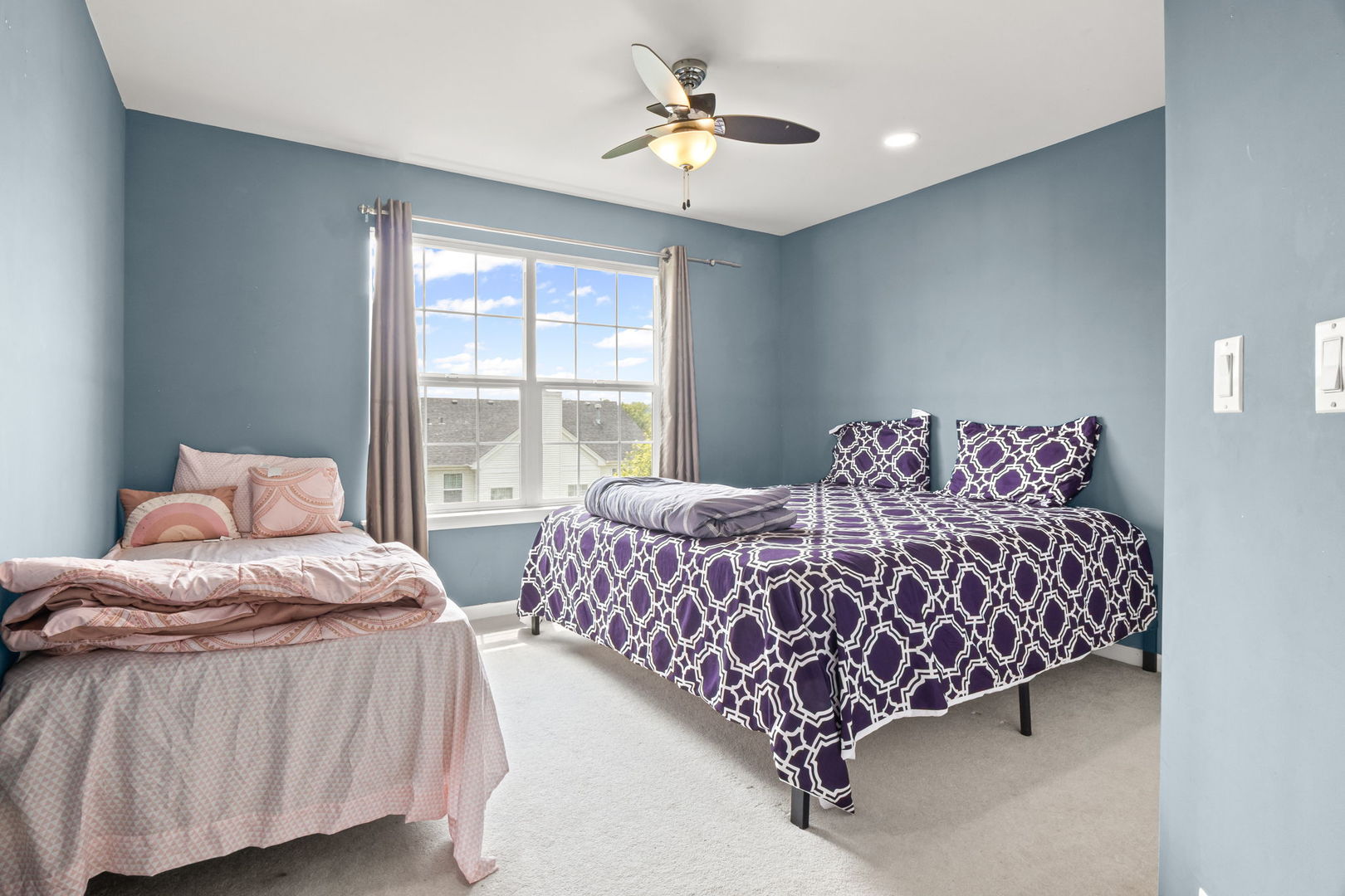 356 Post Oak Circle, West Chicago, IL 60185