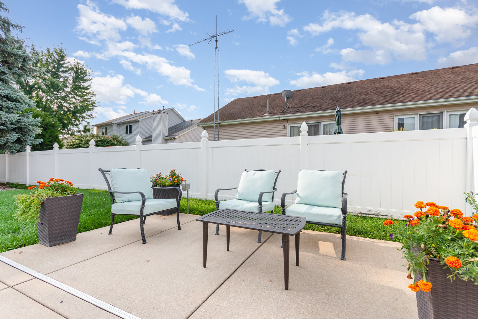 1300 Boston Avenue, Joliet, IL 60435