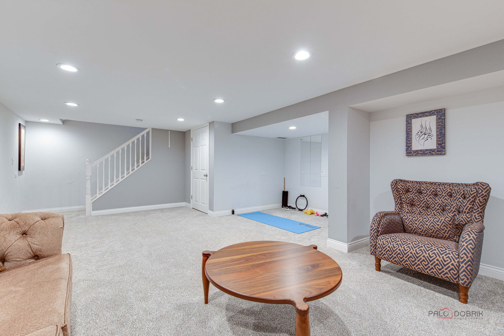 1805 W Willow Lane, Mount Prospect, IL 60056