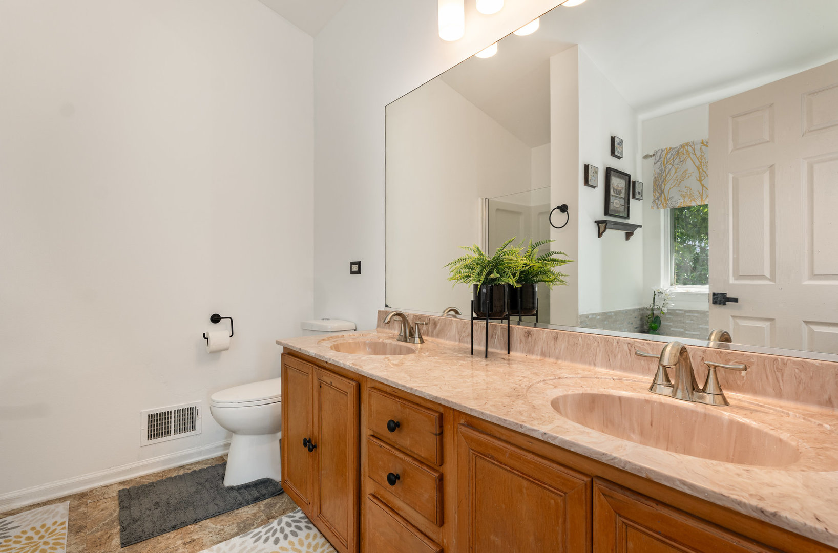 20517 Superior Court, Crest Hill, IL 60403