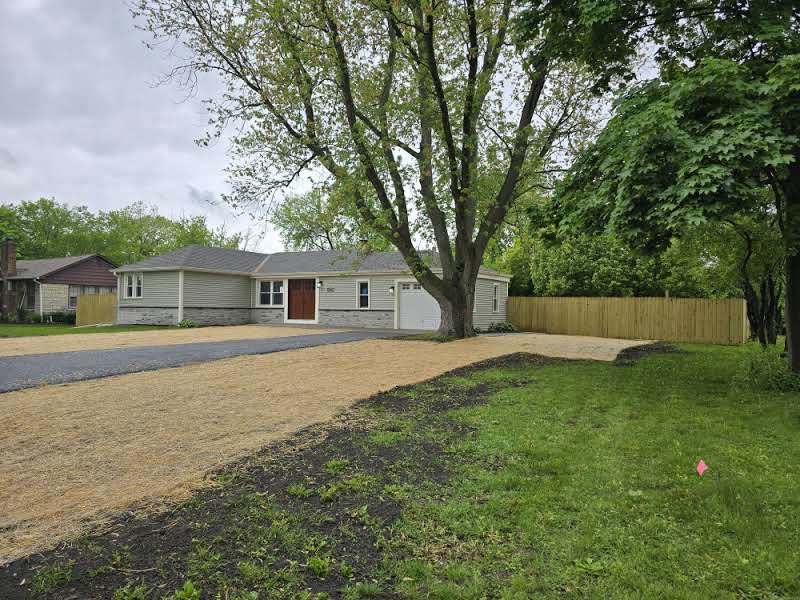 2524 GRAY Court, Waukegan, IL 60085