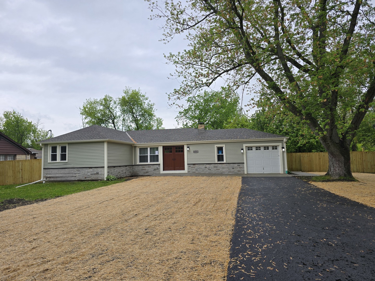 2524 GRAY Court, Waukegan, IL 60085