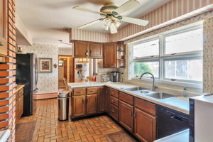 8001 Rutherford Avenue, Burbank, IL 60459