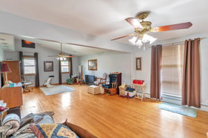 8001 Rutherford Avenue, Burbank, IL 60459