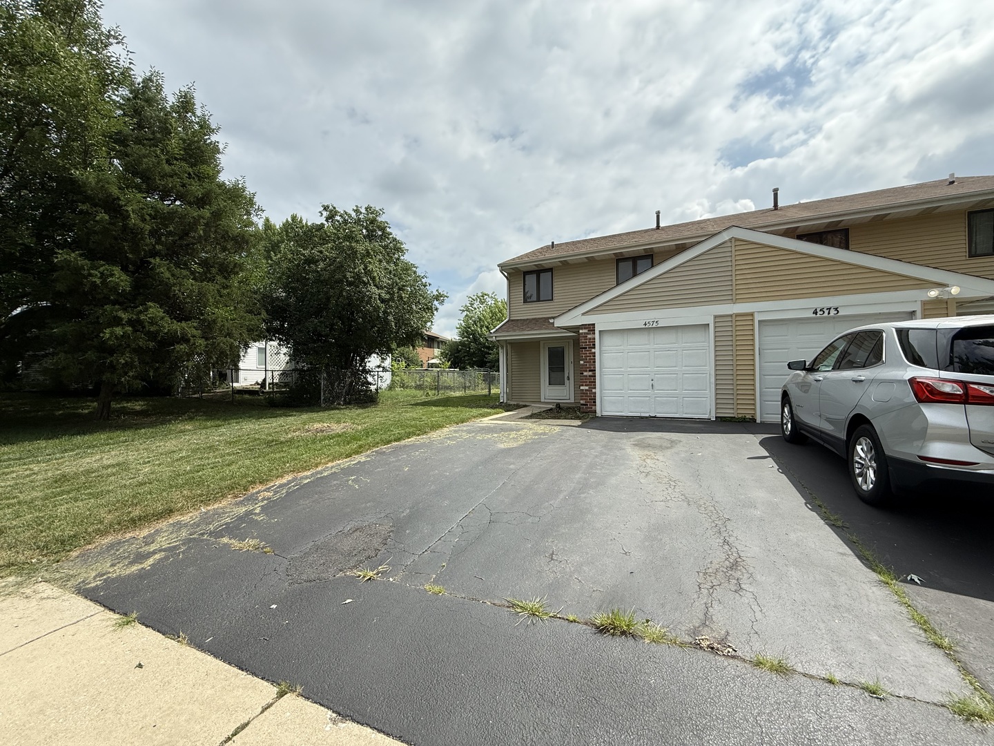 4575 Jefferson Street, Hanover Park, IL 60133