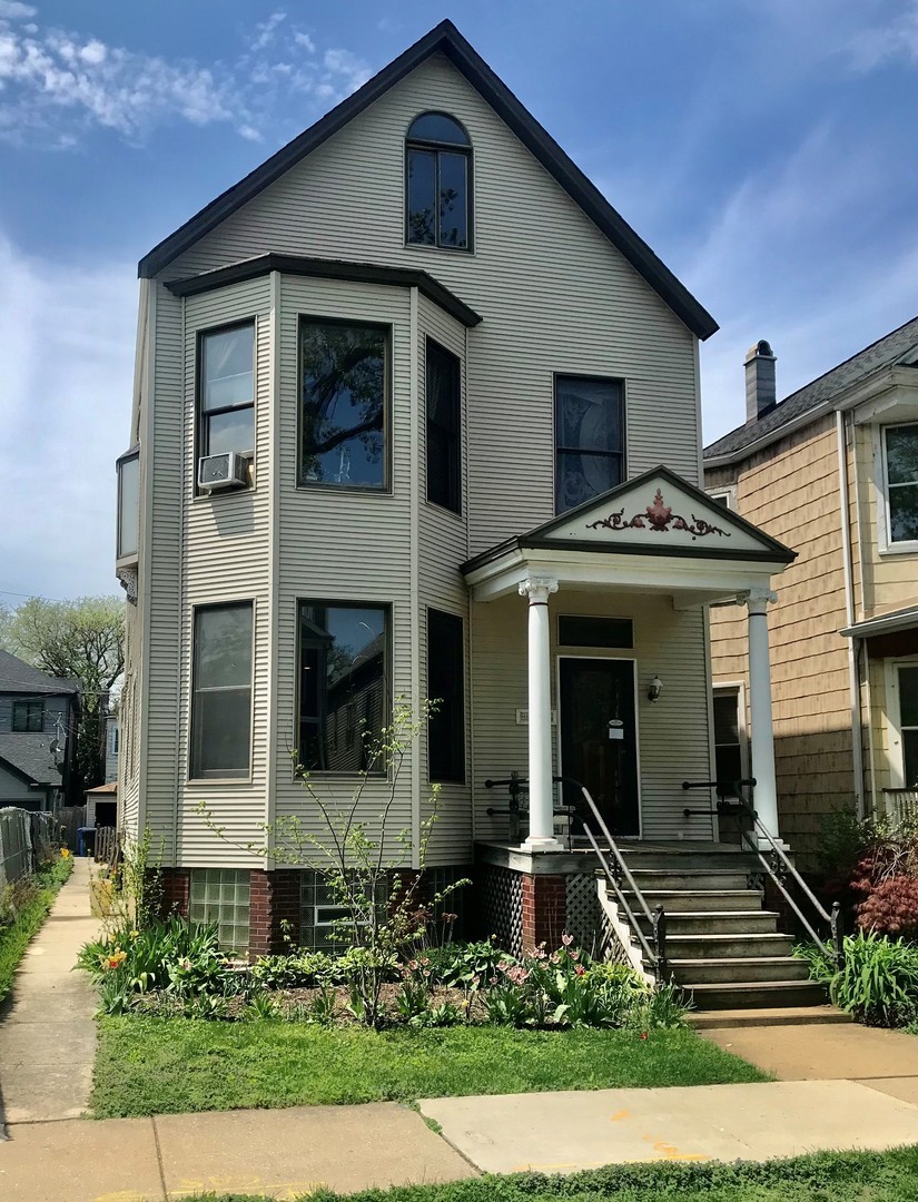 4938 N Bell Avenue, Chicago, IL 60625