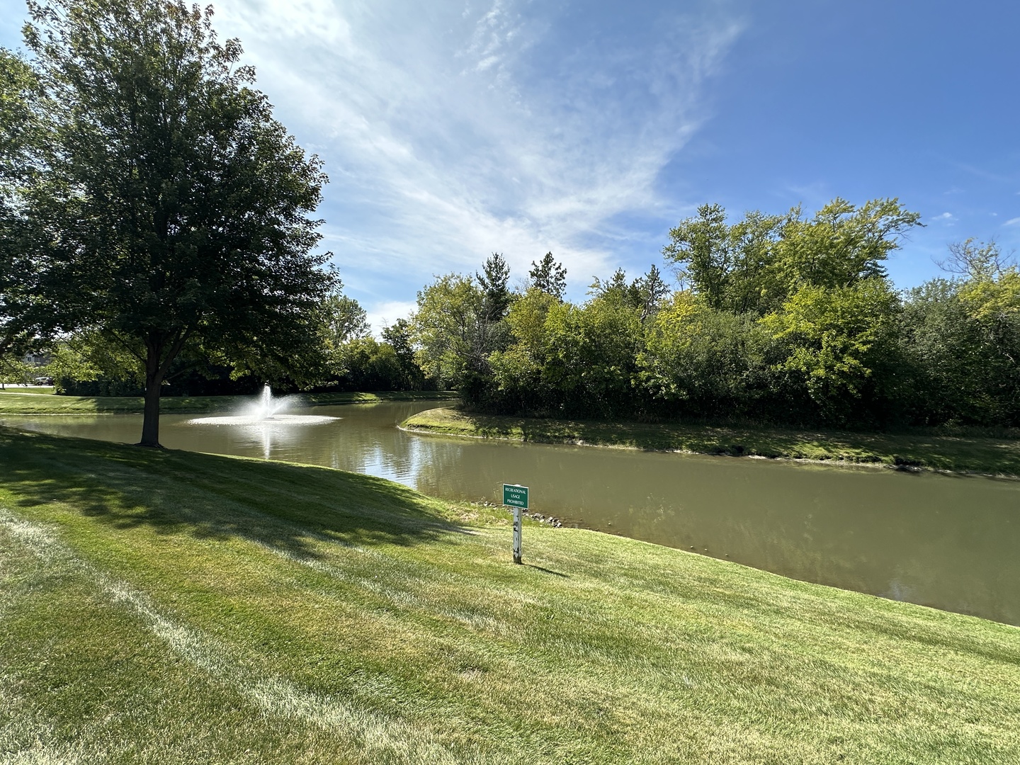 31782 N Pineview Boulevard, Lakemoor, IL 60051