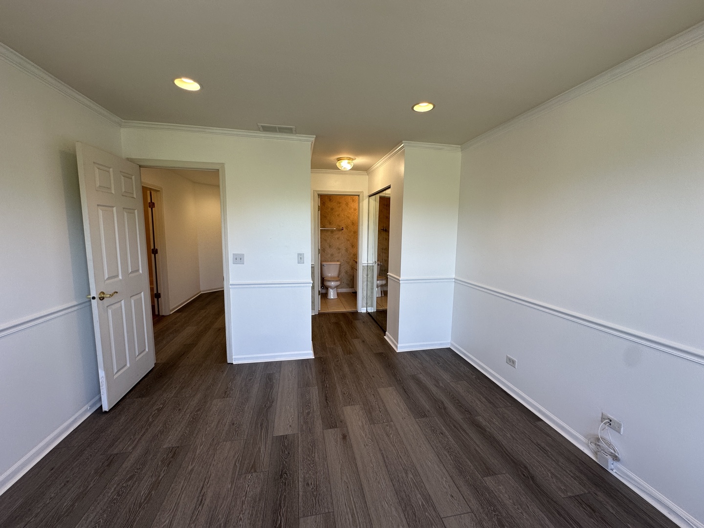 31782 N Pineview Boulevard, Lakemoor, IL 60051