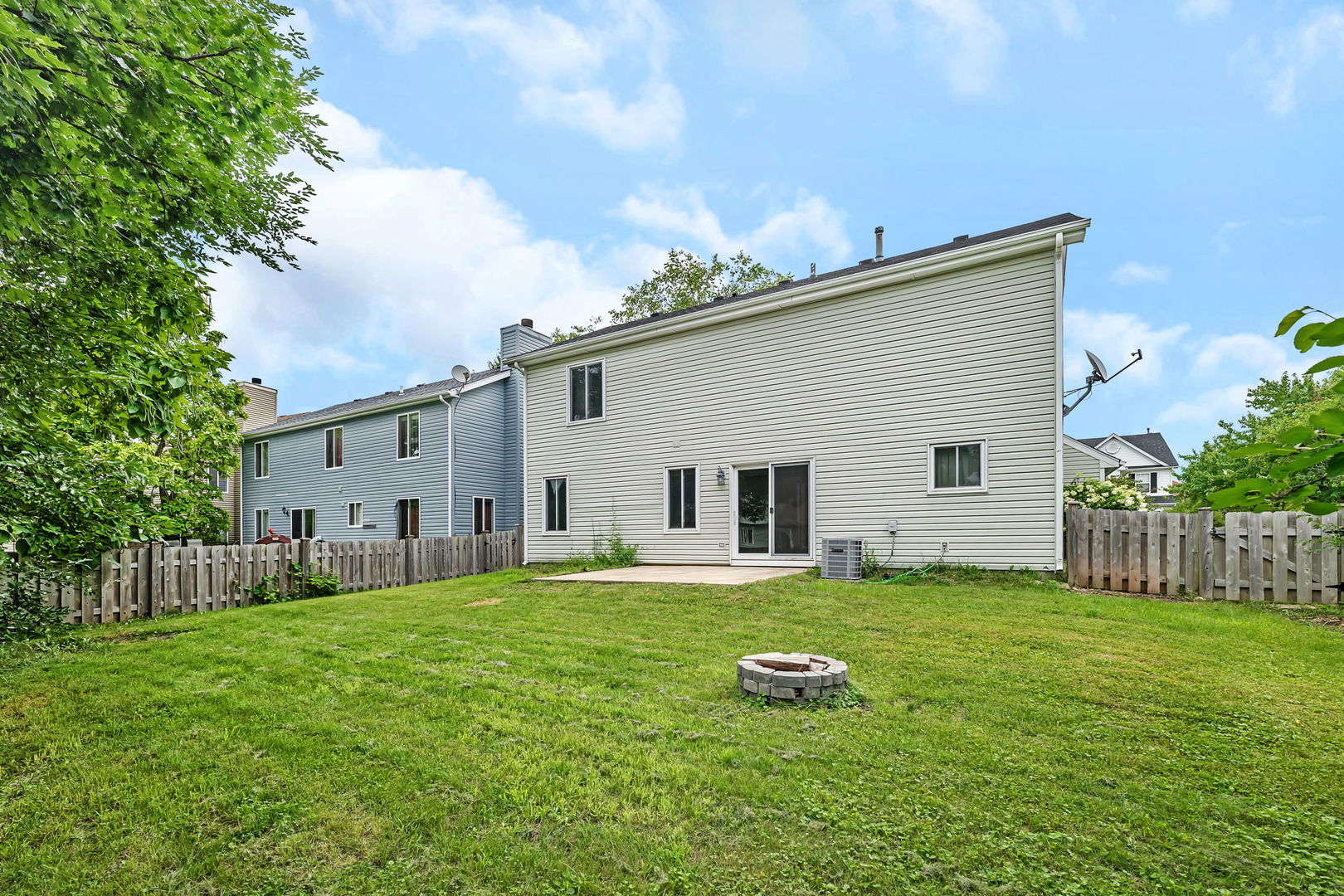13840 S Petersburg Drive, Plainfield, IL 60544