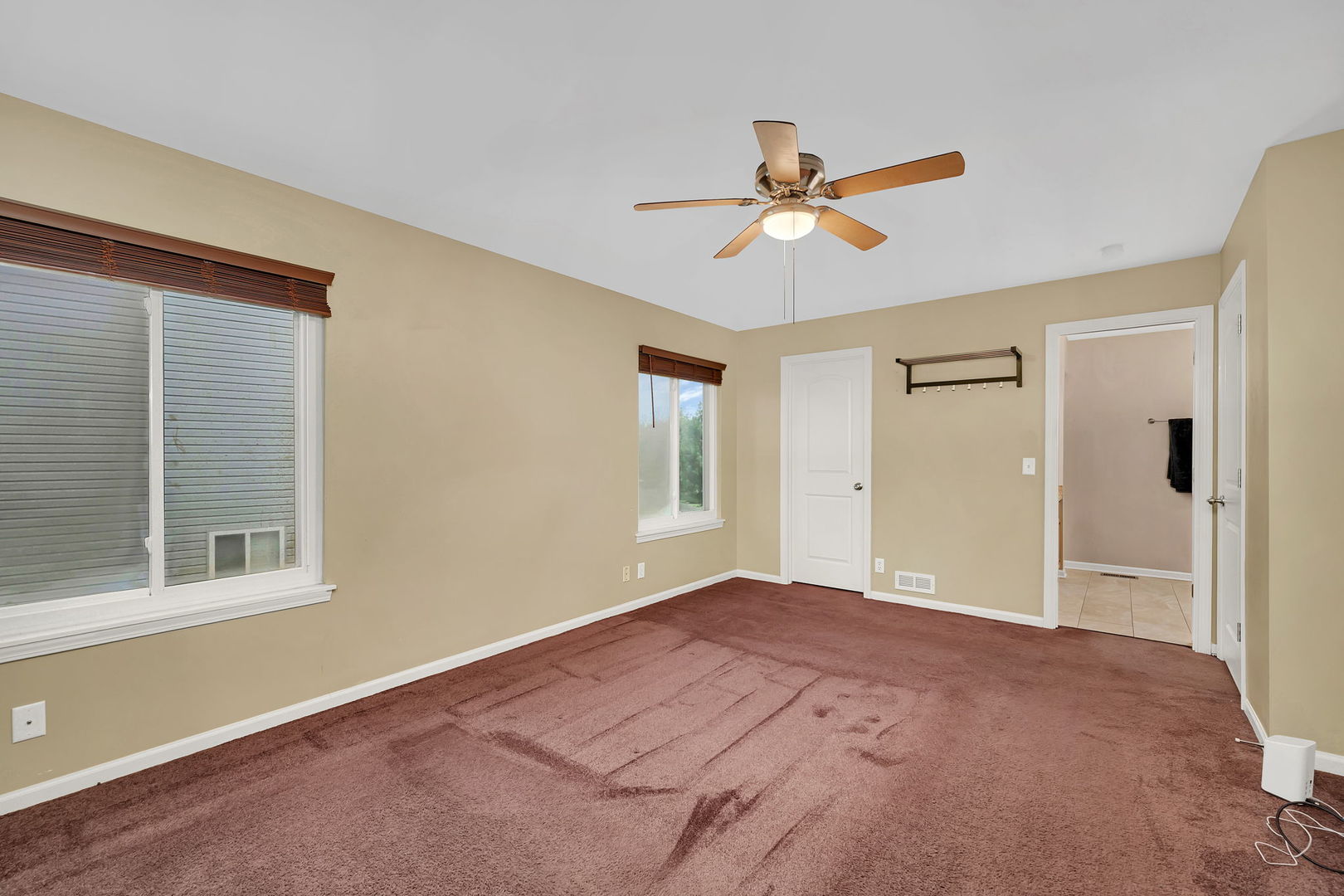 13840 S Petersburg Drive, Plainfield, IL 60544