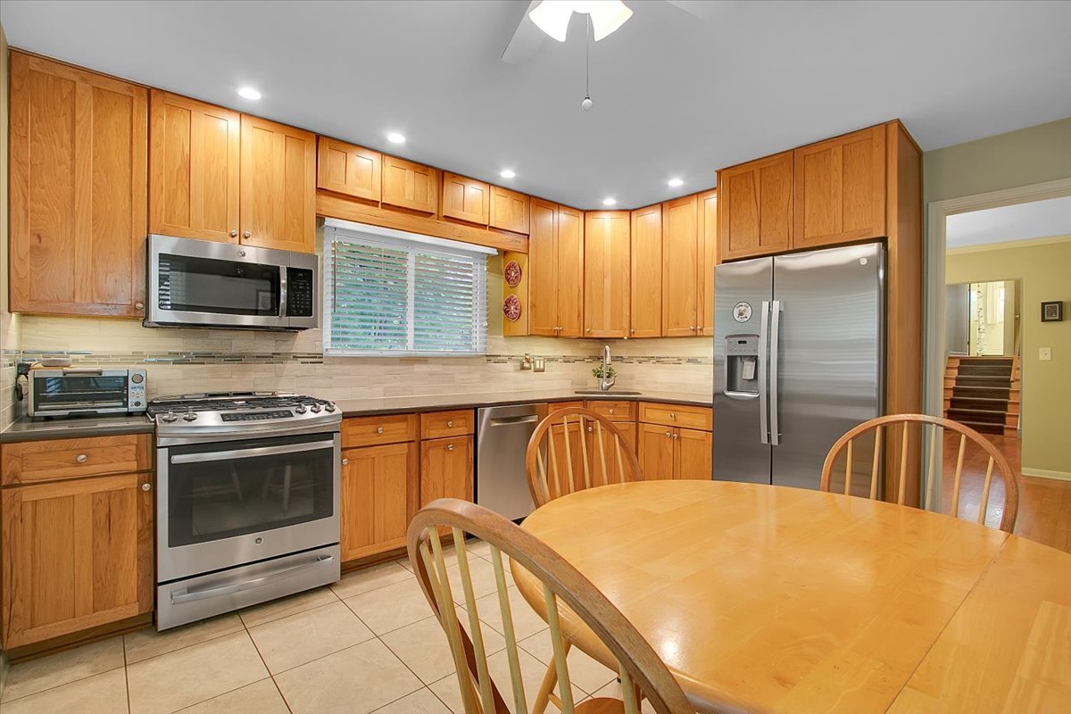 443 S Lombard Road, Itasca, IL 60143