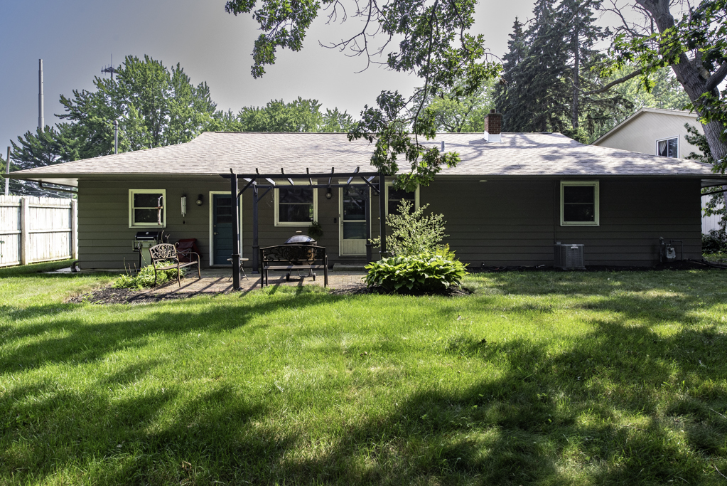41616 E Ravine Drive, Zion, IL 60099