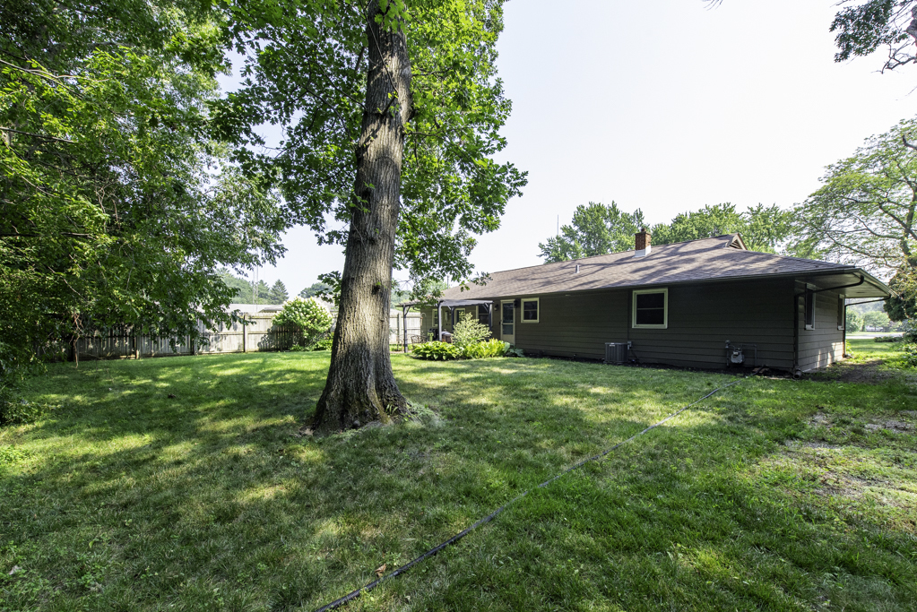 41616 E Ravine Drive, Zion, IL 60099