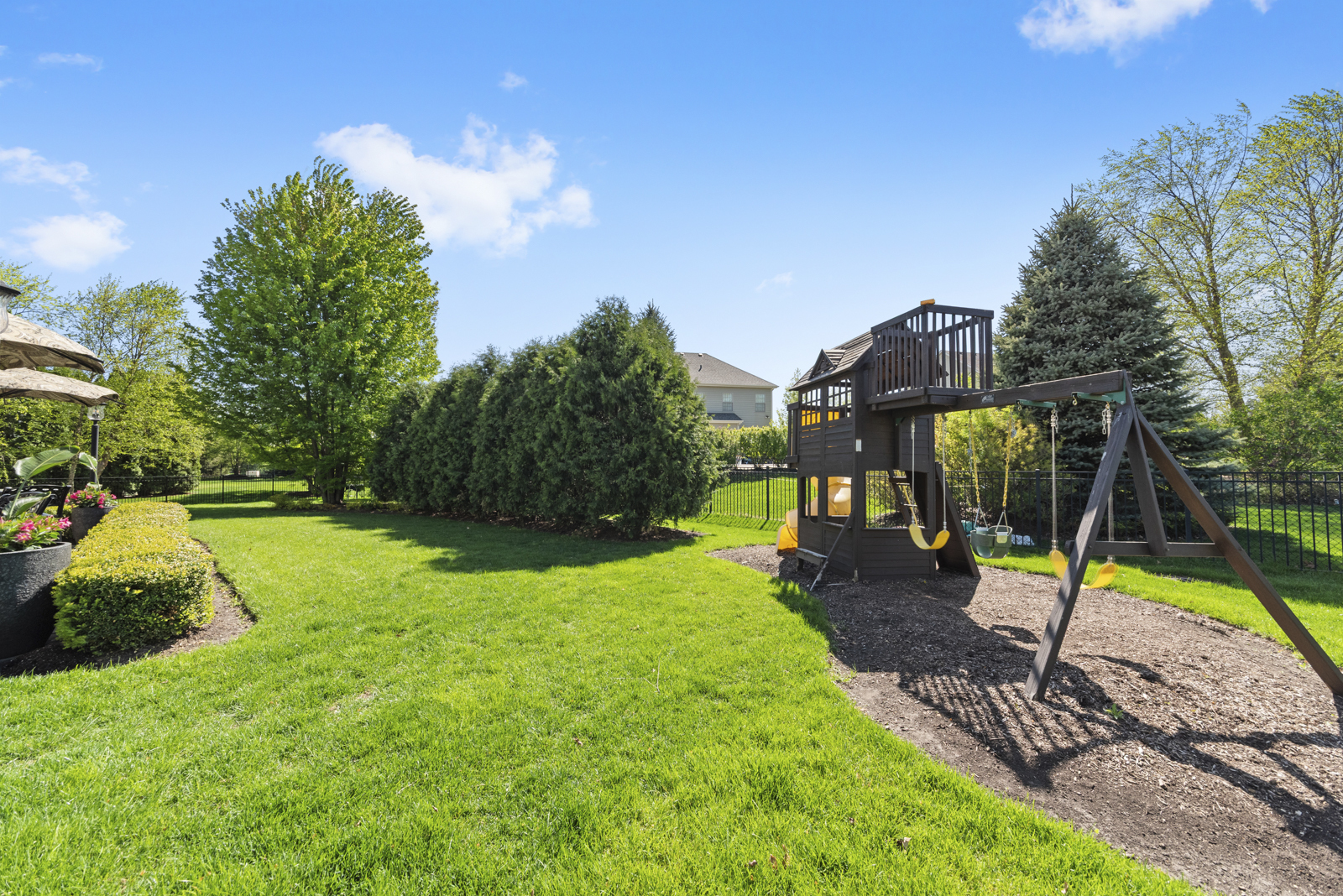 4545 Foxgrove Drive, St. Charles, IL 60175