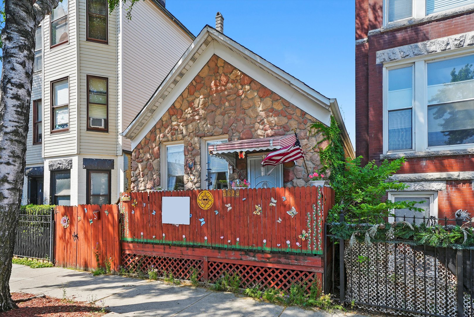 3624 S Parnell Avenue, Chicago, IL 60609