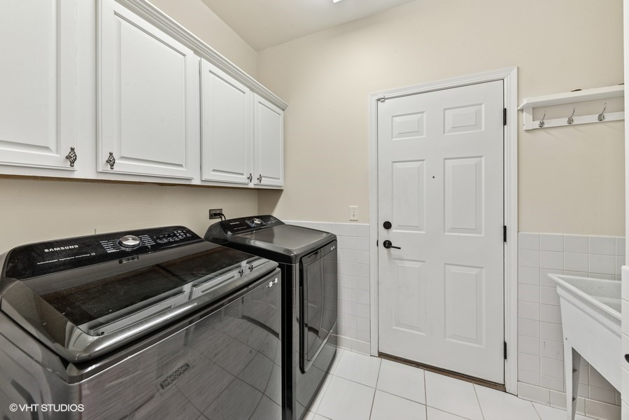21827 W RIVIERA Court, Ivanhoe, IL 60060