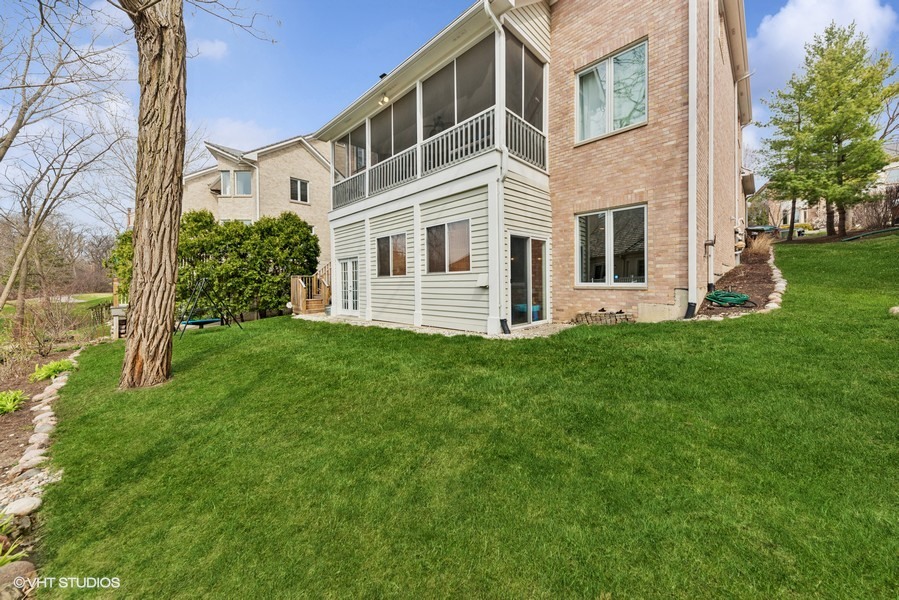 21827 W RIVIERA Court, Ivanhoe, IL 60060
