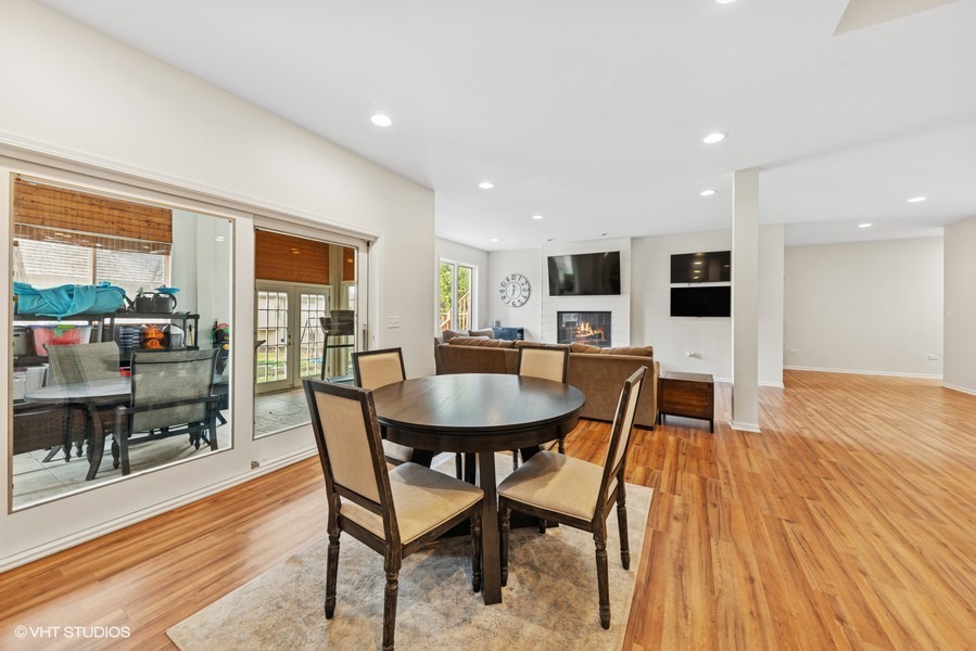 21827 W RIVIERA Court, Ivanhoe, IL 60060