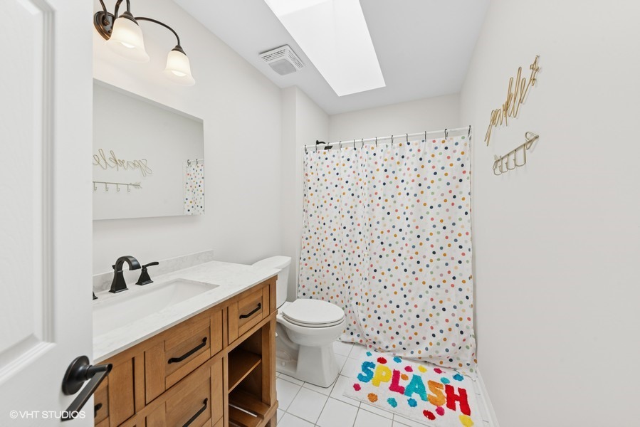 21827 W RIVIERA Court, Ivanhoe, IL 60060