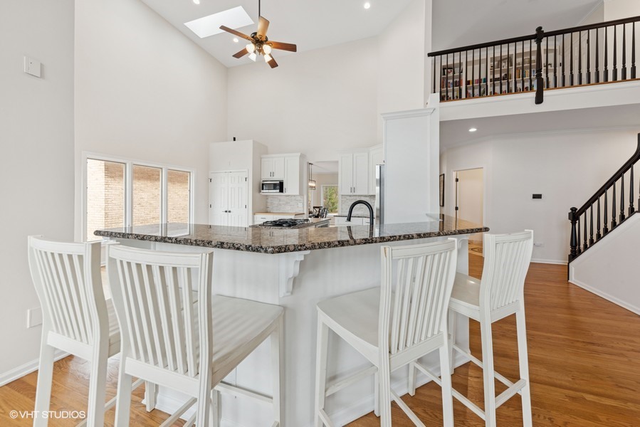 21827 W RIVIERA Court, Ivanhoe, IL 60060