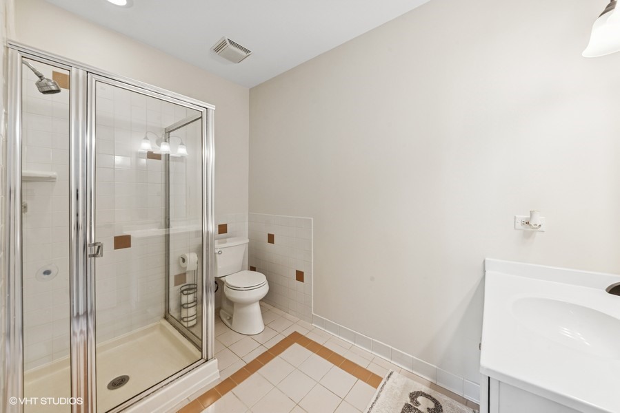 21827 W RIVIERA Court, Ivanhoe, IL 60060