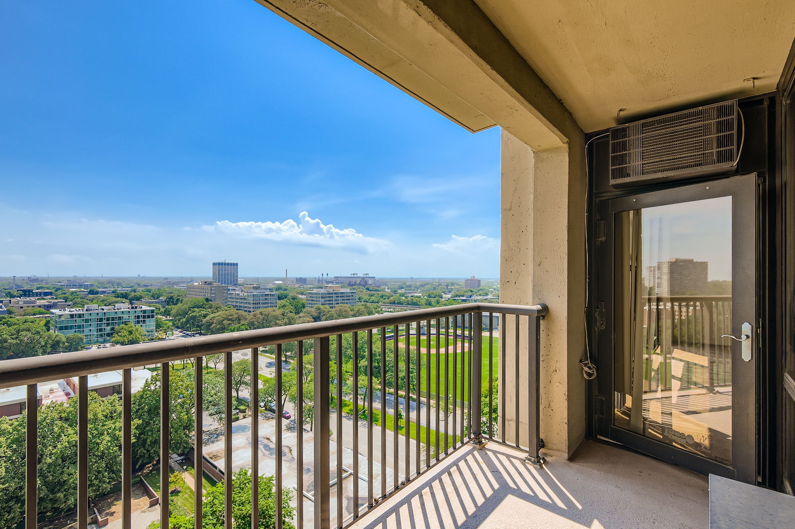 3001 S Michigan Avenue #1305, Chicago, IL 60616