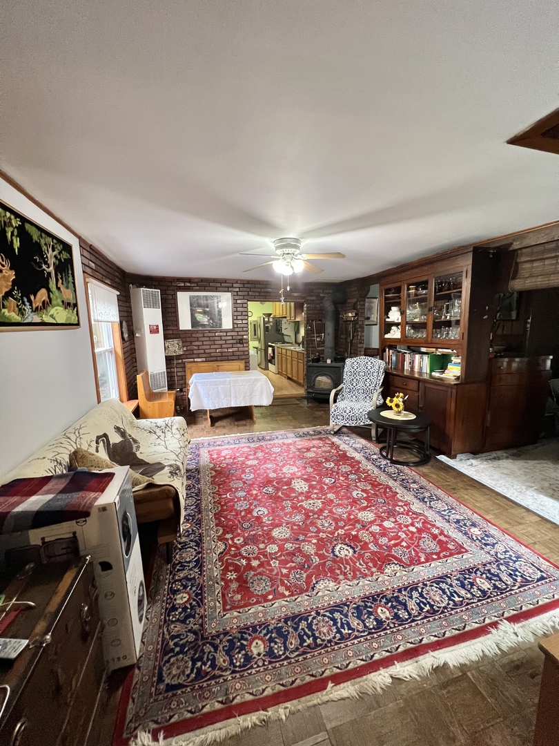 2110 N Mobile Avenue, Chicago, IL 60639