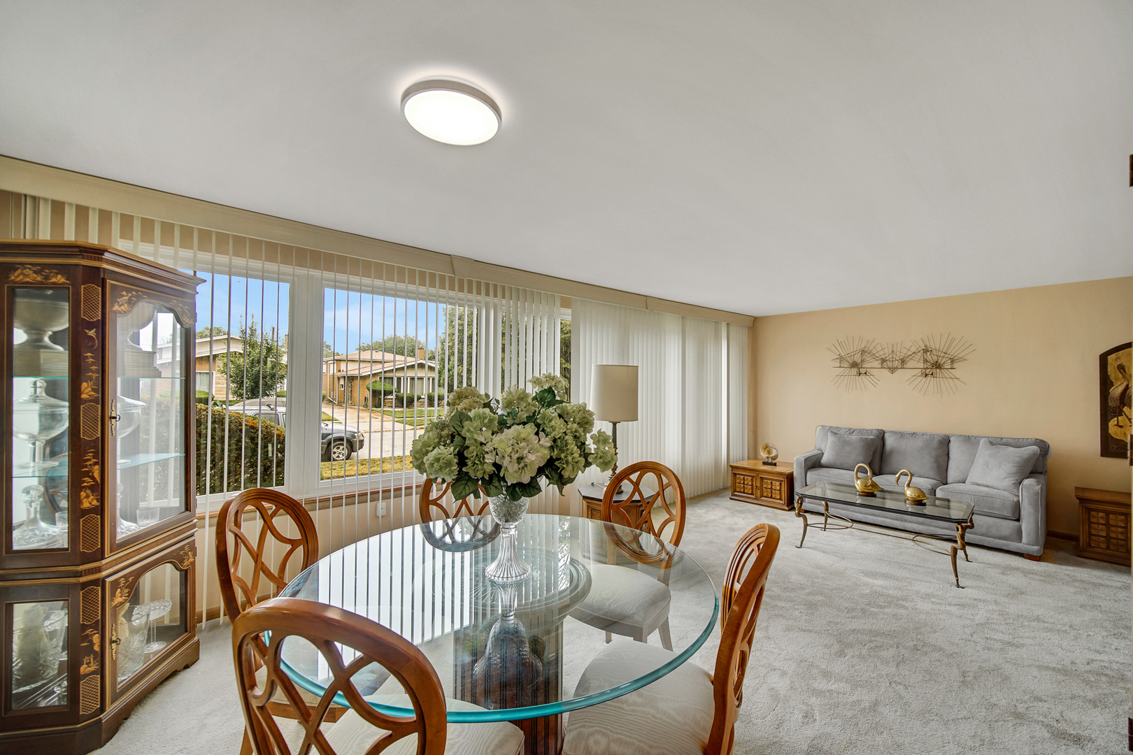 9242 S Constance Avenue, Chicago, IL 60617
