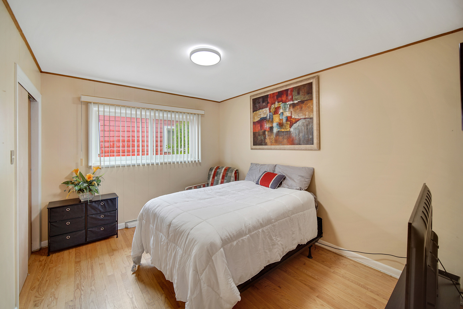 9242 S Constance Avenue, Chicago, IL 60617