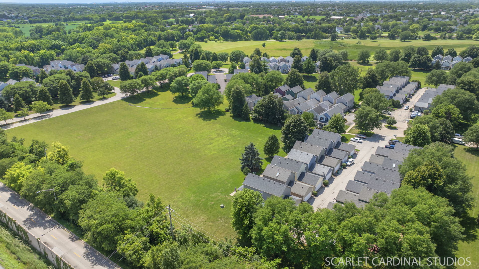 2328 Woodhill Court, Plainfield, IL 60586
