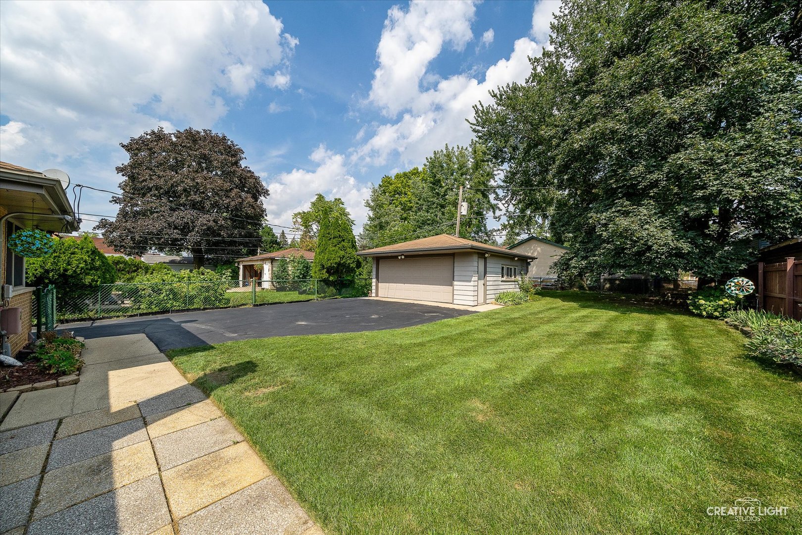 303 N Ardmore Avenue, Villa Park, IL 60181