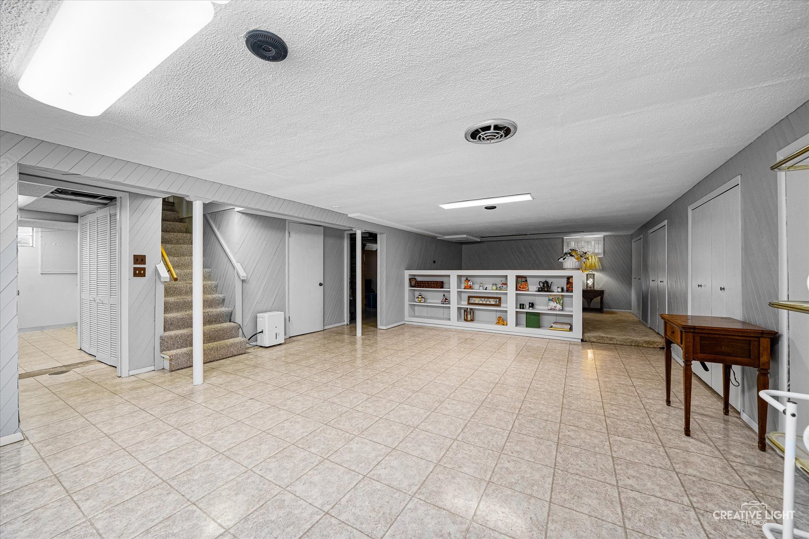 303 N Ardmore Avenue, Villa Park, IL 60181